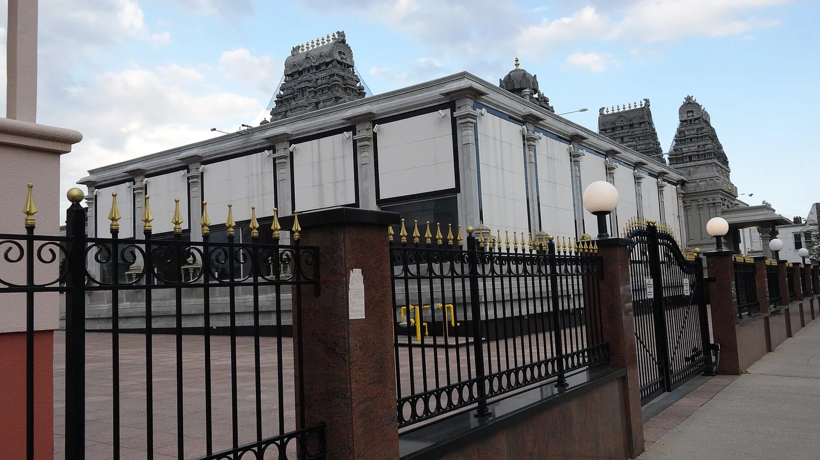 Ganesh Temple (Sri Maha Vallabha Ganapati Devasthanam), Flushing